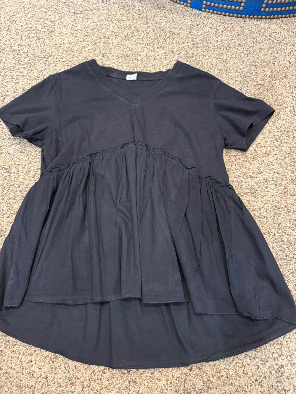 ivy jane Black V-Neck Ruffle Peplum Short Sleeve Top
